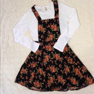 Forever 21 floral overall dress size small